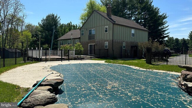 Building Photo - 13447 Chris Mar Ct