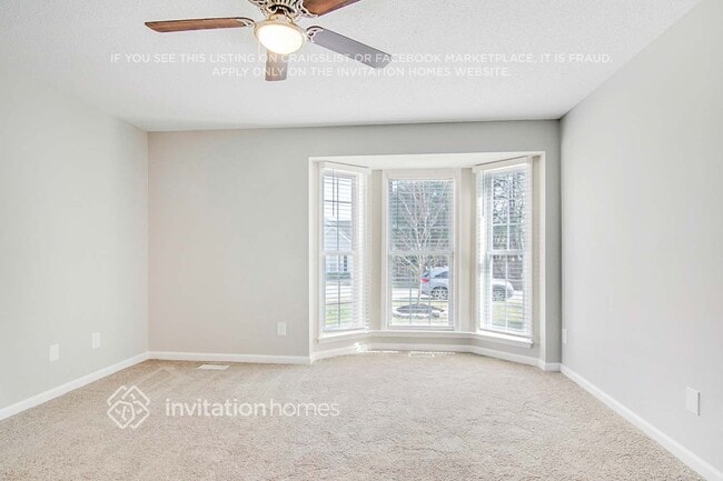 Building Photo - 201 Zircon Ln