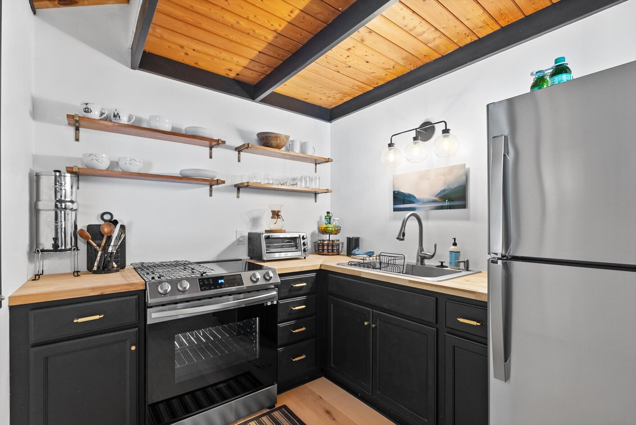 Building Photo - 42 Alder Way