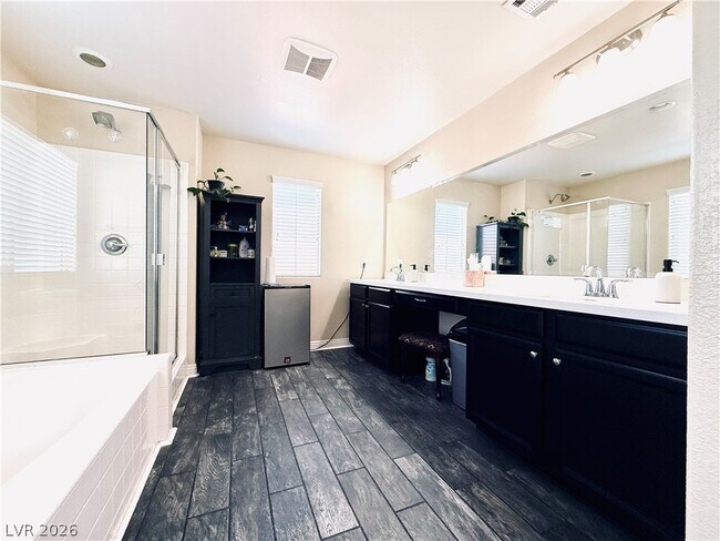 Building Photo - 6544 Claystone Creek Ct