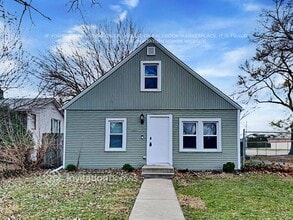 Building Photo - 10002 Merrimac Ave