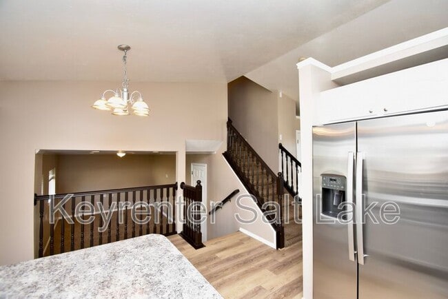 Building Photo - 3061 N 1300 E