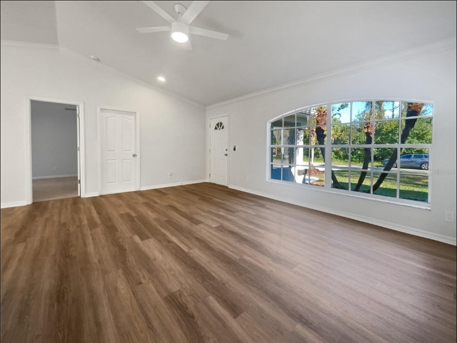 Building Photo - 3053 Draper Terrace