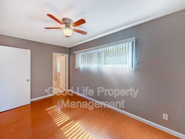 Building Photo - 3504 Wilshire Terrace