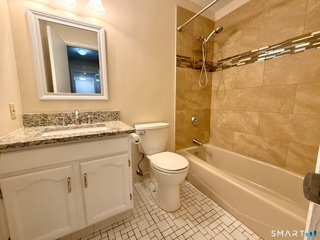 Building Photo - 3 Falmouth Ct