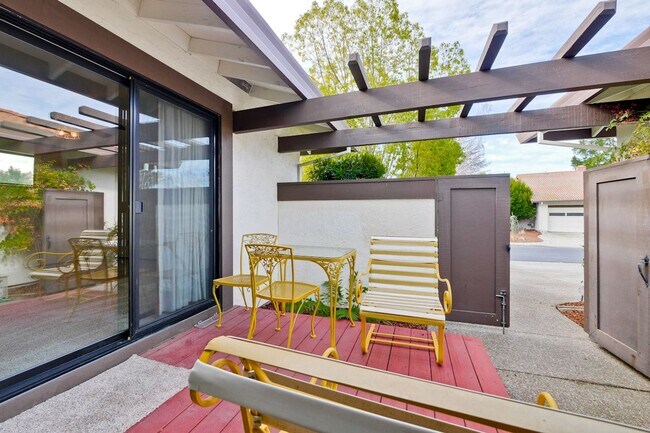 Building Photo - Wow! What a Great Home! Available Soon!