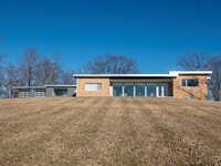 Building Photo - 387 Tishauser Rd