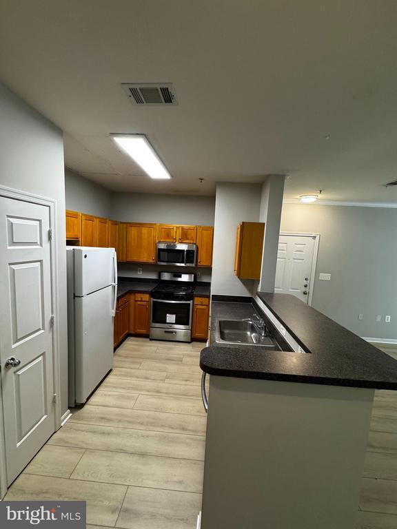 Building Photo - 5136 Brittney Elyse Cir