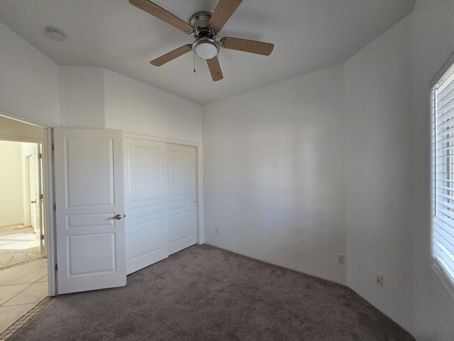 Building Photo - Spacious East Side Oasis – 4 Bed, 2 Bath Home with Premium Upgrades!