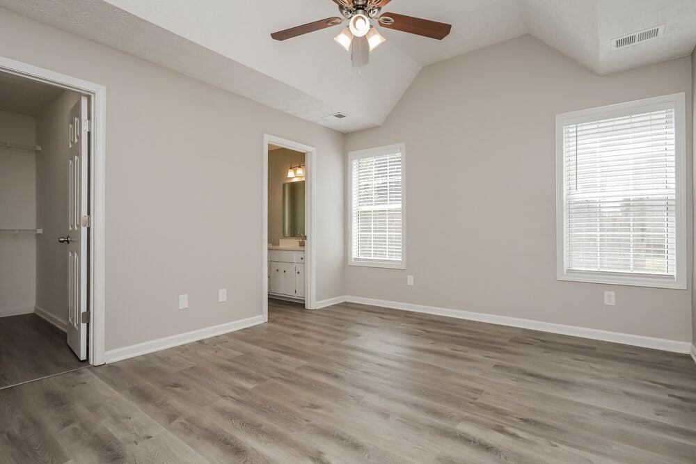 Building Photo - 308 Kellys Walk