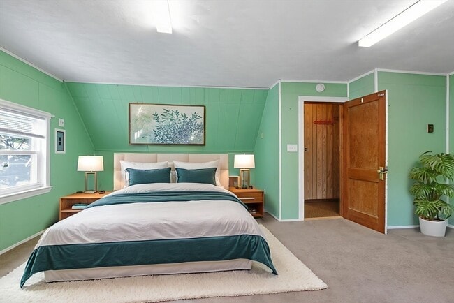 Building Photo - 60 Haines St