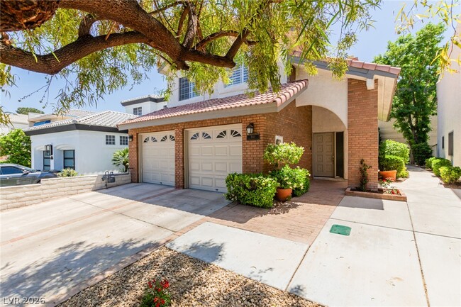 Building Photo - 861 Vegas Valley Dr