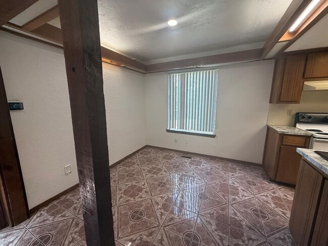 Building Photo - 7407 Kings Manor Ct