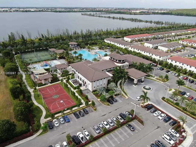 Building Photo - 10521 NW 81st Terrace