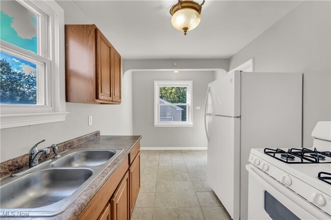 Building Photo - 542 Darlington Dr