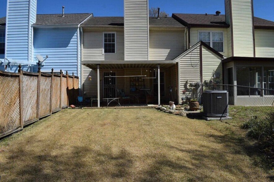 Building Photo - 3093 Littlefield Cove