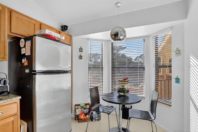 Building Photo - 7463 Sugar Bend Dr