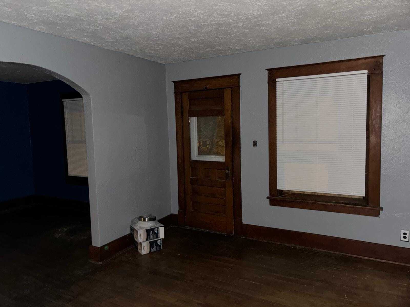 Building Photo - 2743 Niagara St