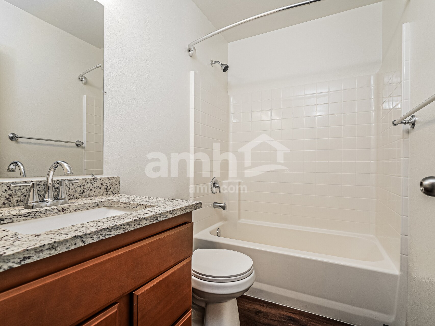 Building Photo - 748 Fenway Ln