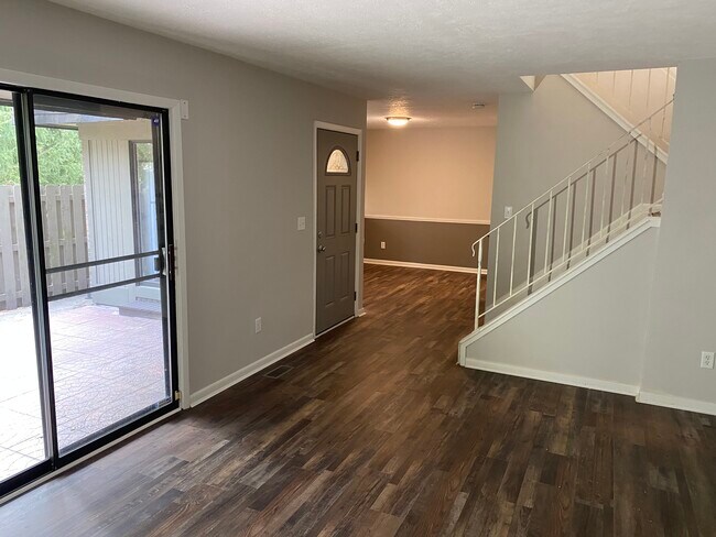 Living Room - 8555 Island Pines Dr