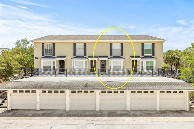 Building Photo - 609 S Glen Ave
