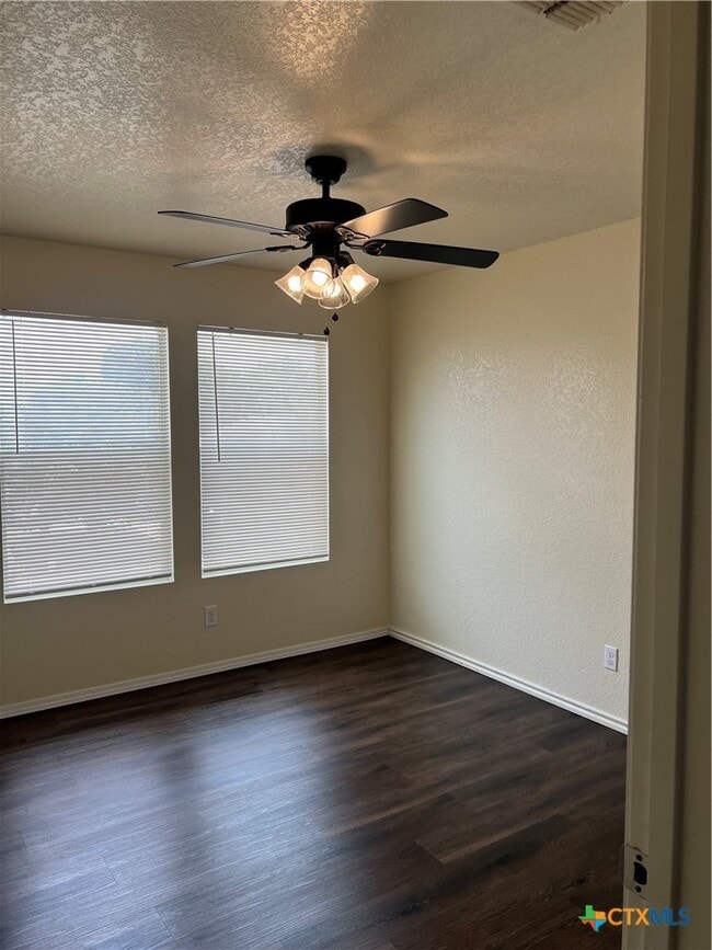 Building Photo - 461 Wind Gust