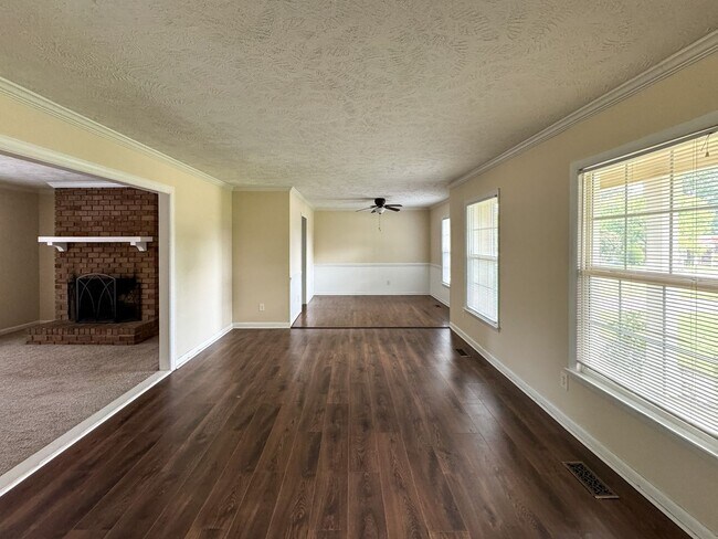 Building Photo - 5961 Chinas Ct