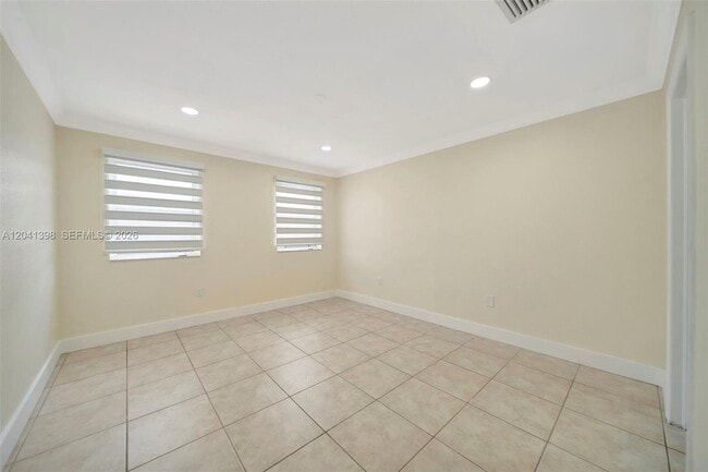 Building Photo - 17620 NW 73rd Ave