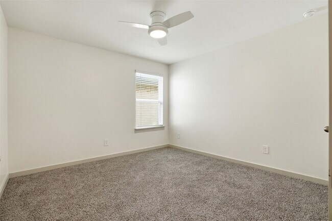 Building Photo - 1022 Curly Angora Ct