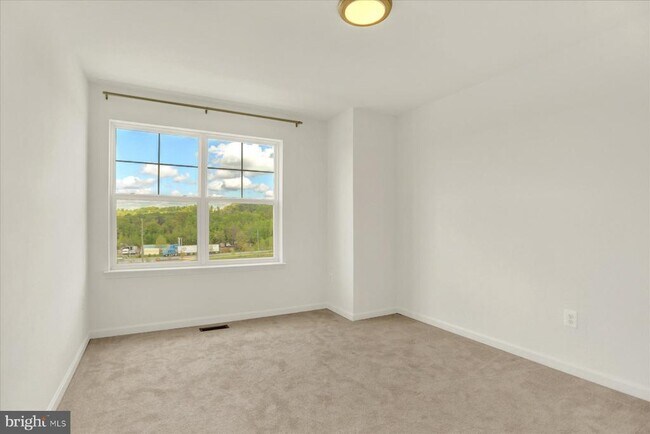 Building Photo - 11301 Carobel Ct
