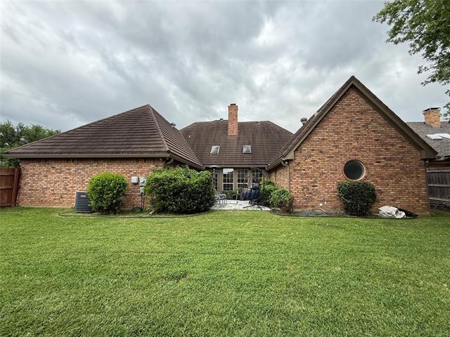 Building Photo - 500 Evergreen Dr