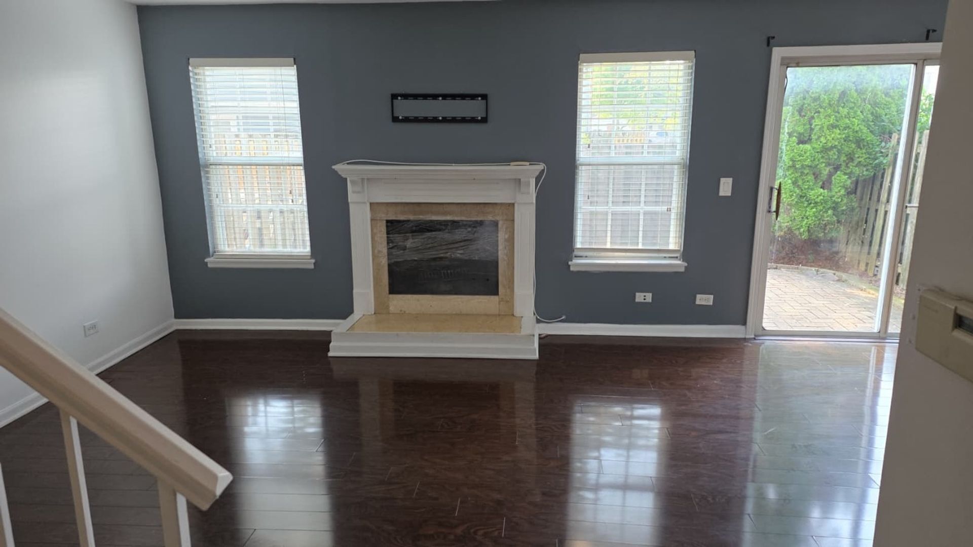 Building Photo - 505 Nebraska Cir