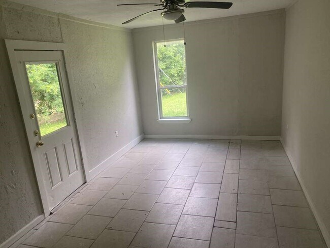 Building Photo - 15626 Corsair Rd