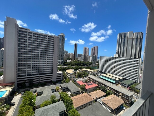Building Photo - ATKINSON PLAZA 16TH FLOOR UPGRADED STUDIO ...