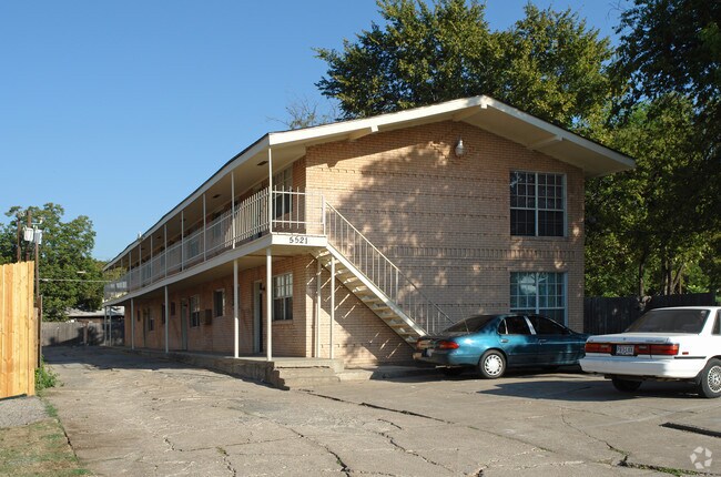 Building Photo - 5521 Columbia Ave