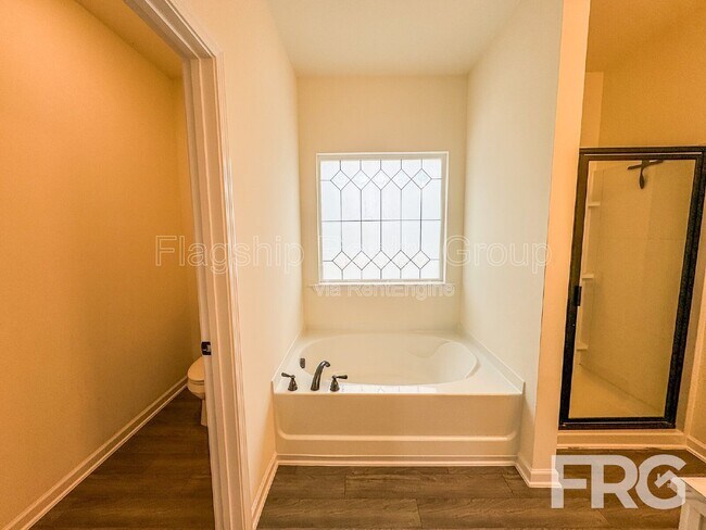 Building Photo - 3919 Wilum Cir