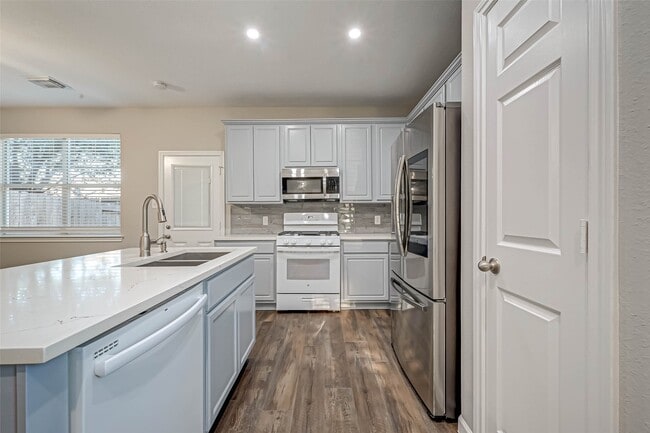 Building Photo - 458 Ashford Cove