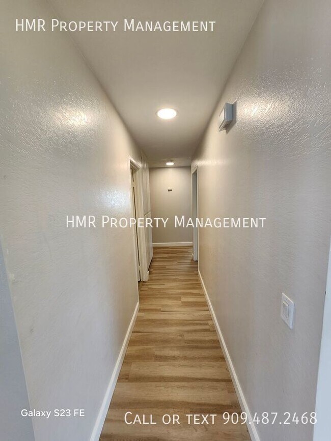 Building Photo - THIS HOUSE IS SPLIT  in a quiet Rancho Cuc...