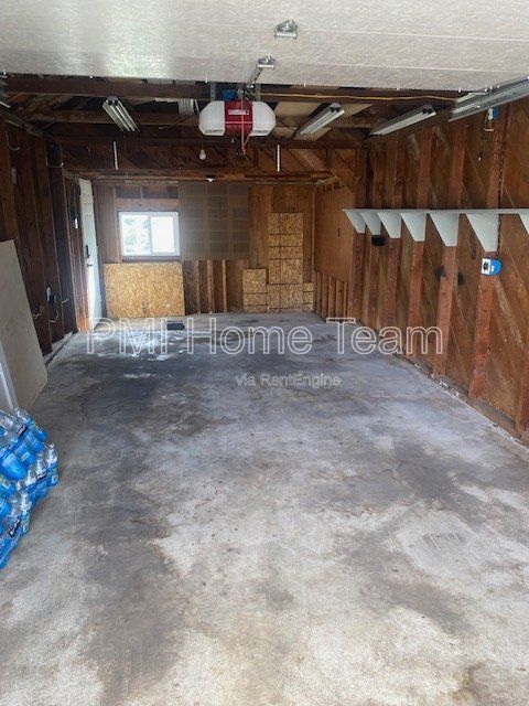 Building Photo - 330 E 100 N