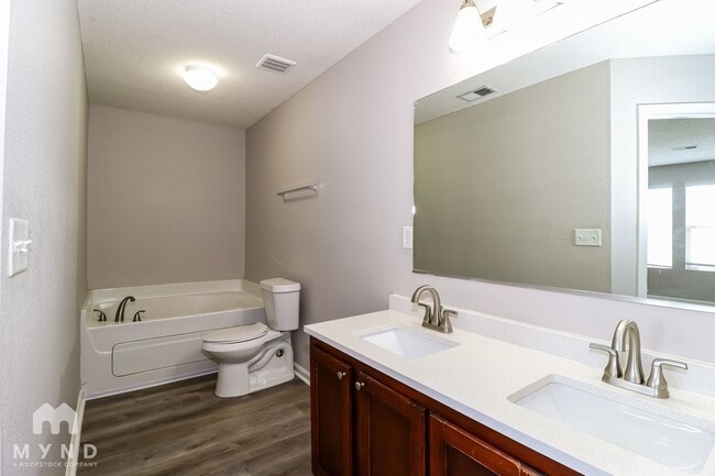Building Photo - 10164 Morning Hill Cove