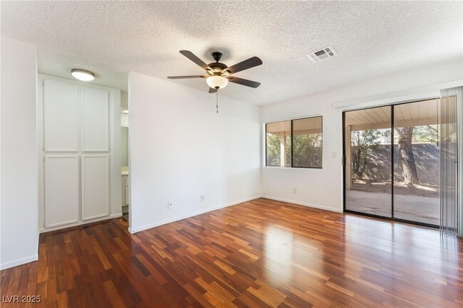 Building Photo - 509 Sheffield Dr