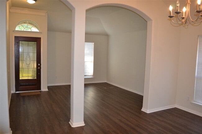 Building Photo - 1909 Highland Point Ct