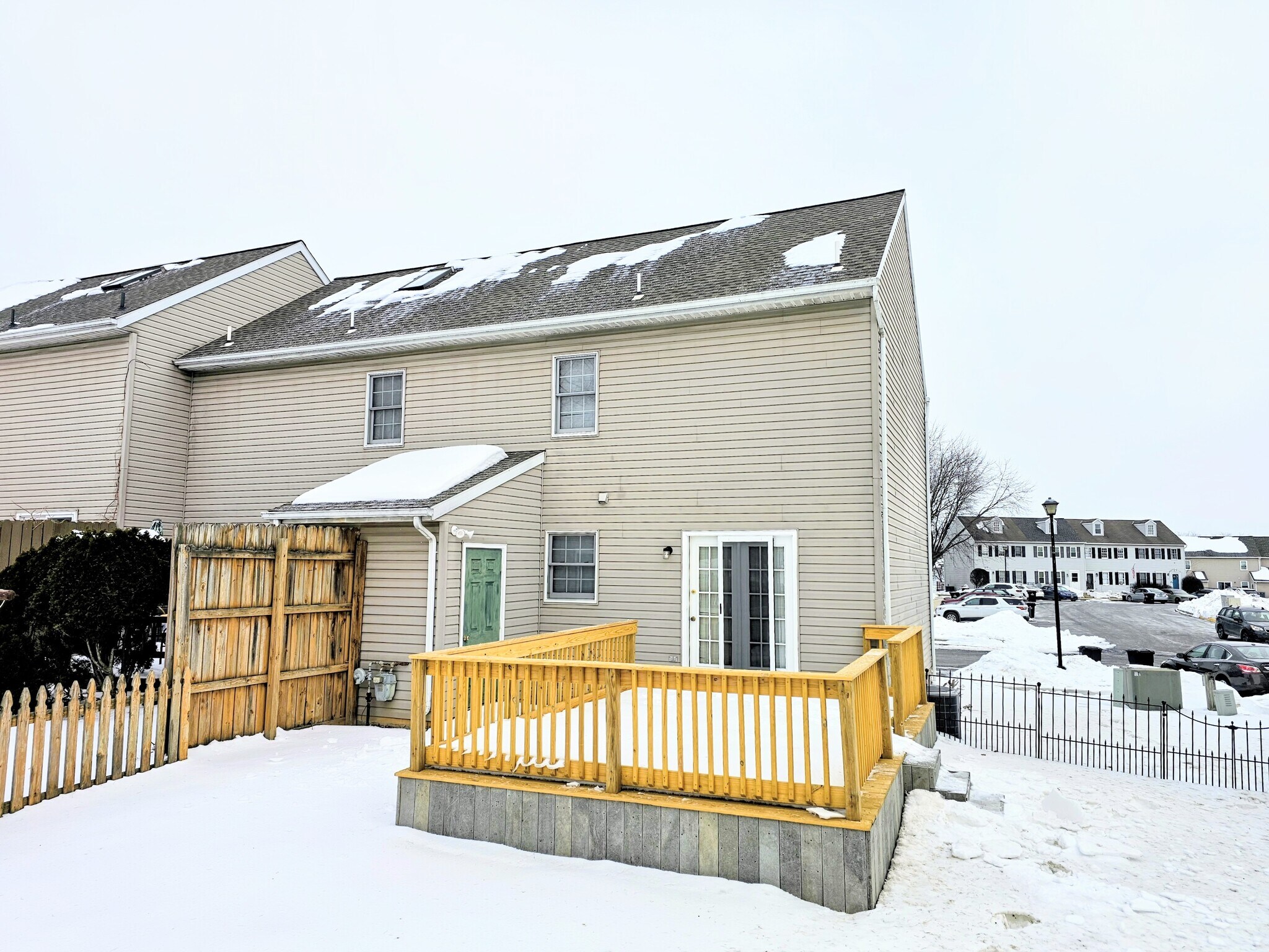 Building Photo - 160 Northwood Ct