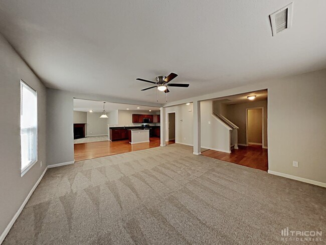 Building Photo - 815 Skywatch Ln