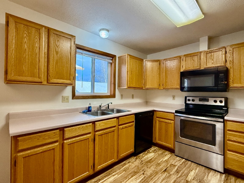 Building Photo - 722 Waverly Pl