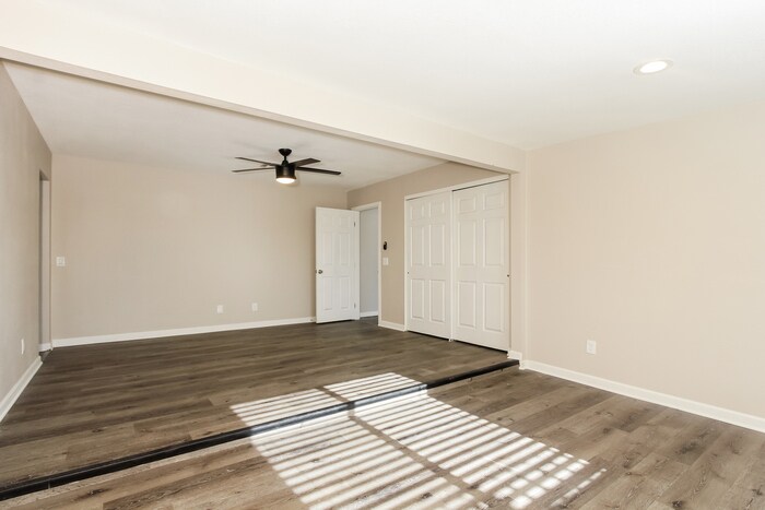 Building Photo - 6080 S Springbrook Dr
