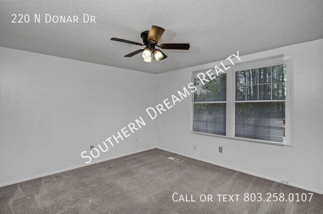 Building Photo - 220 N Donar Dr