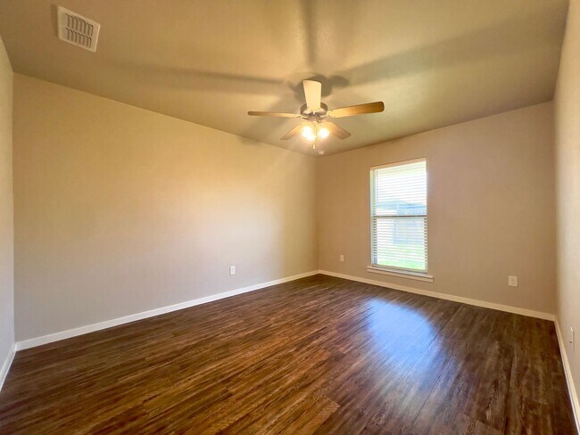 Building Photo - 2120 N Avenue K