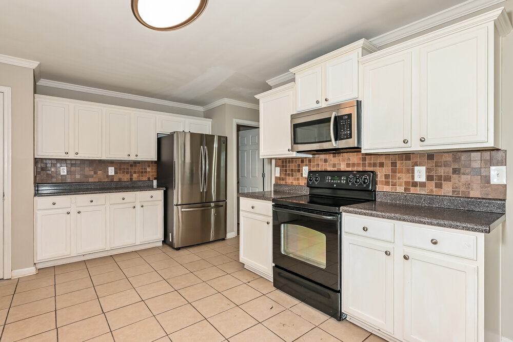 Building Photo - 505 Walnut Woods Dr