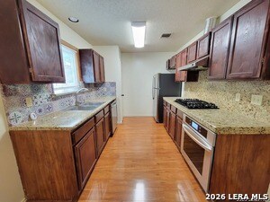 Building Photo - 189 Meadowland